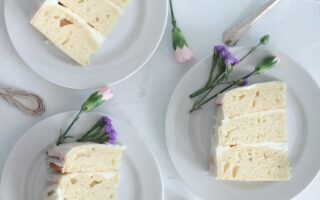 vanilla cake slices